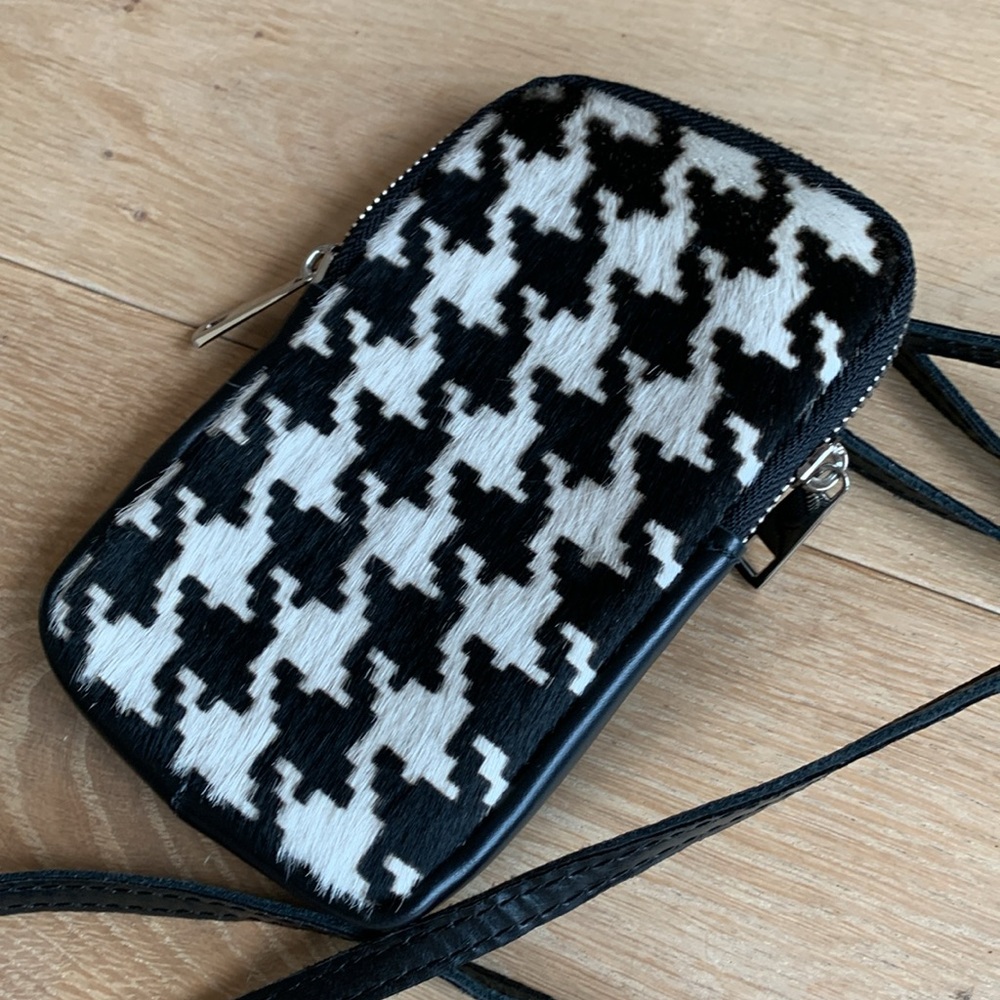 🦄 Houndstooth phone purse